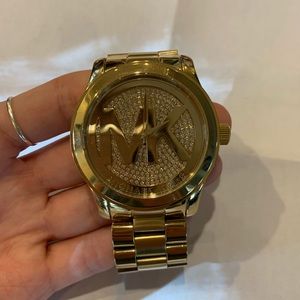 Michael Kors oversized watch